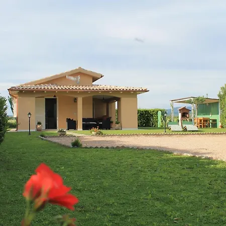 Oca Bianca Villa Pescia Romana